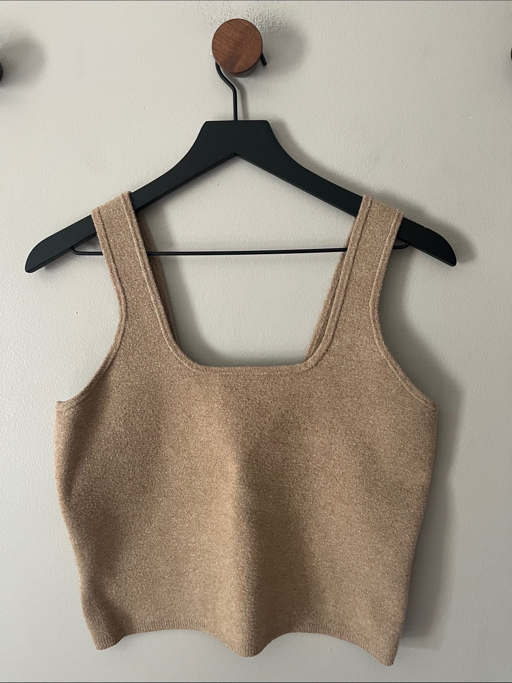 Abercrombie and Fitch square neck cropped tank top Brown Size L
